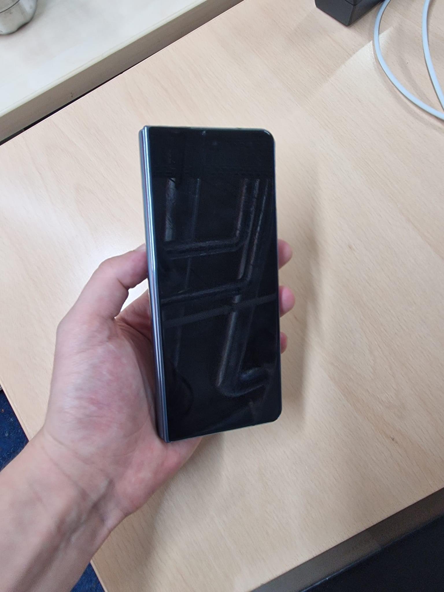 Galaxy Z Fold 4 hands-on image leaked 4
