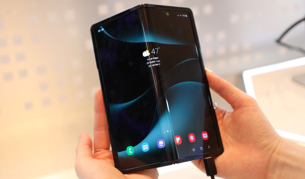 Samsung foldable phone prototype 360 degree