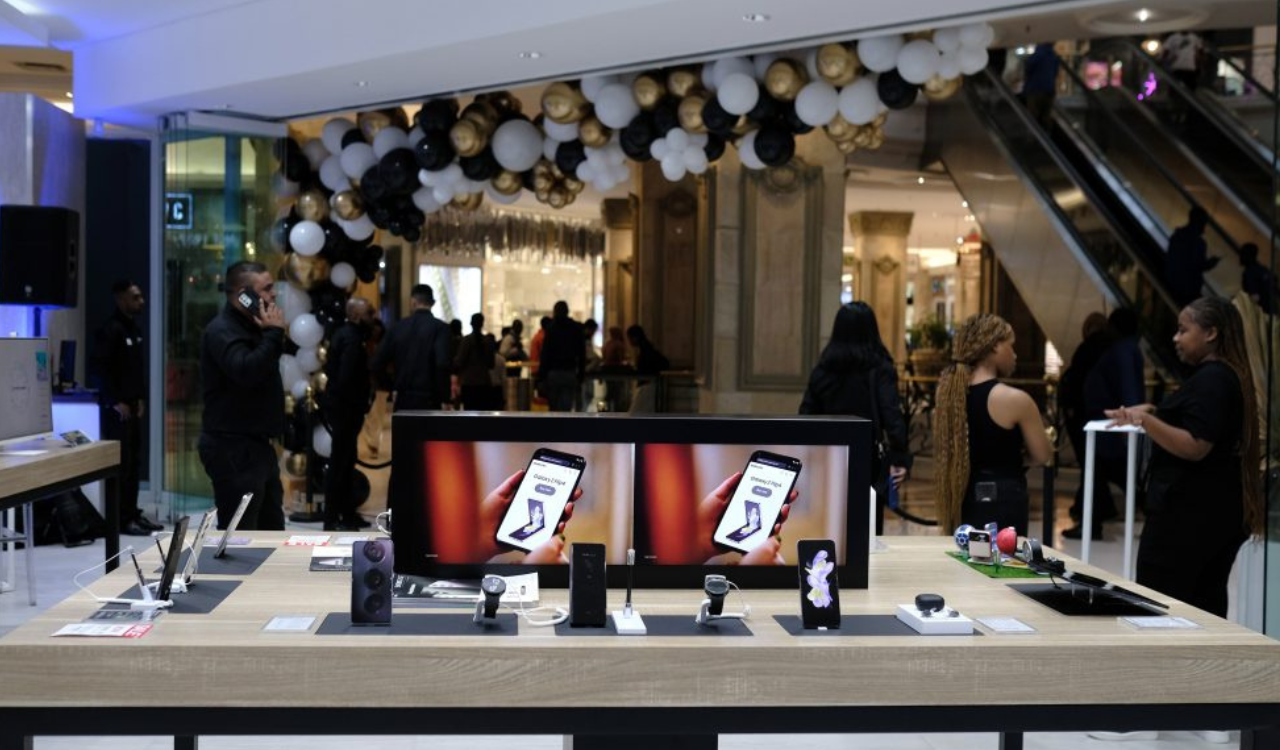 Samsung Pavillion Brand Store re-launched in SA