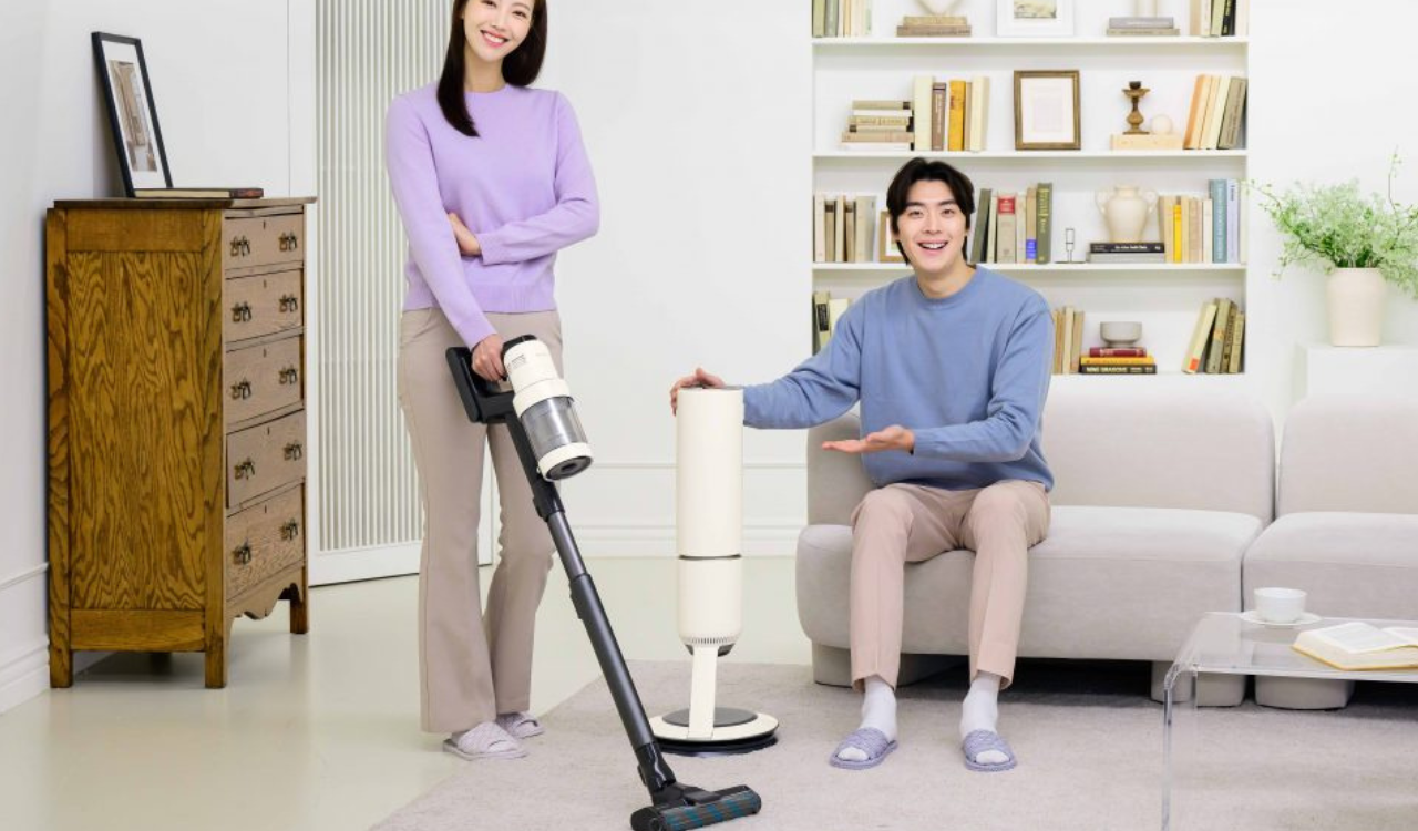 Samsung Bespoke Jet AI stick vacuum cleaner image